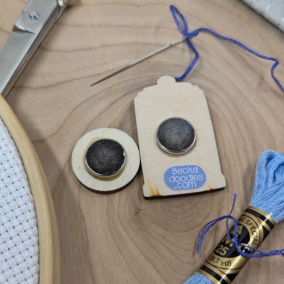 Tardis Needle Minder