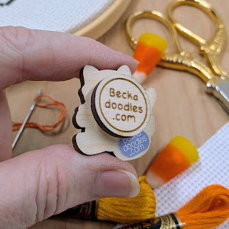 Pumpkin Sweater Cat Needle Minder