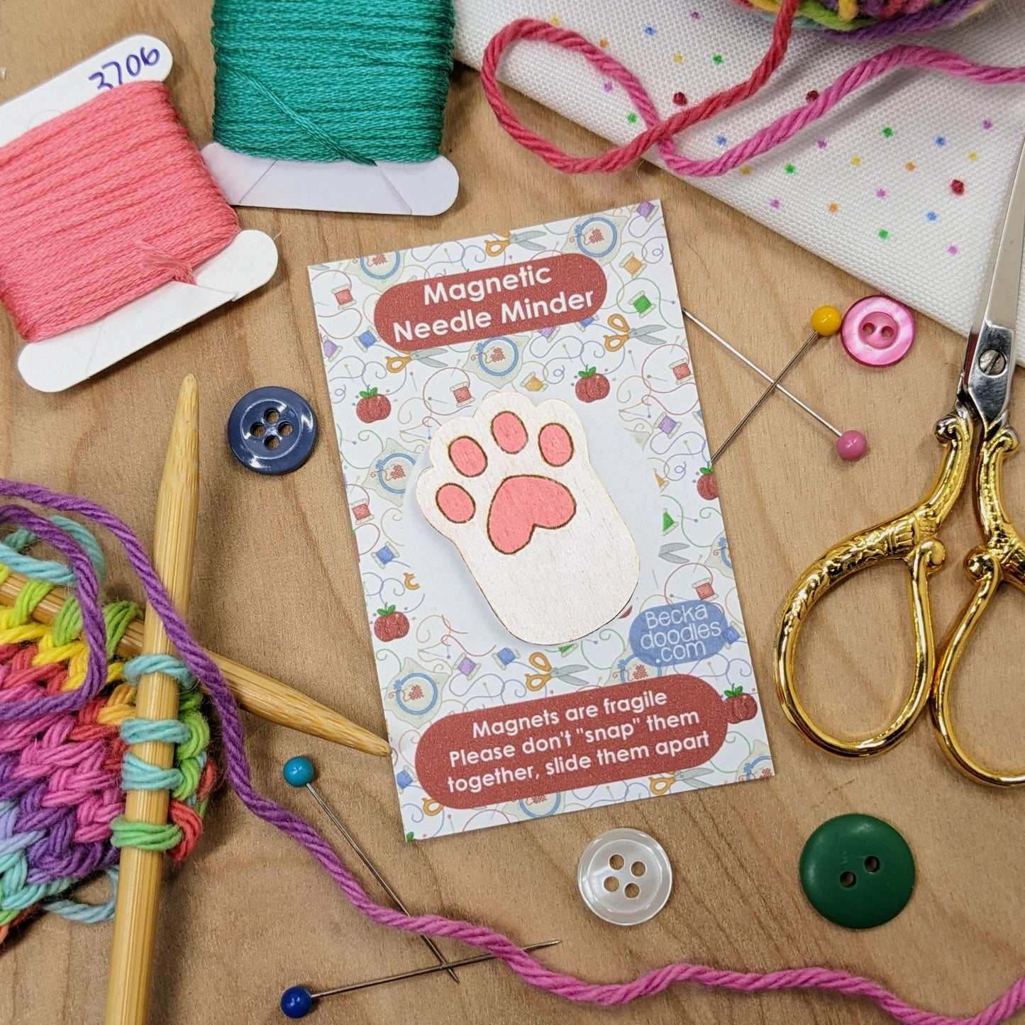 Toe Beans Cat Paw Needle Minder