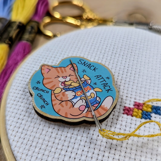 Snack Attack Cat Needle Minder