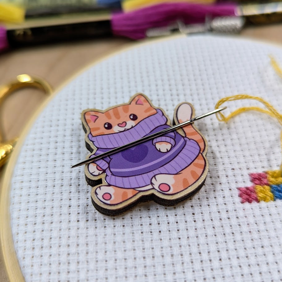 Chunky Sweater Cat Needle Minder