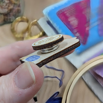 Tardis Needle Minder
