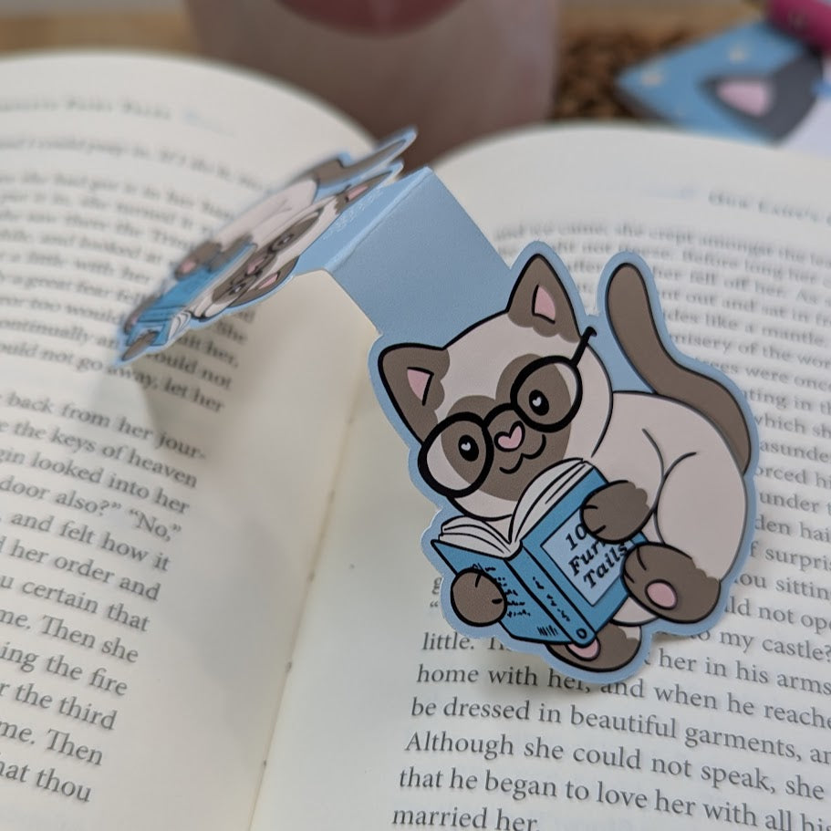 Cat Book Nerd Magnetic Bookmark