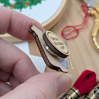 Christmas Tree Needle Minder