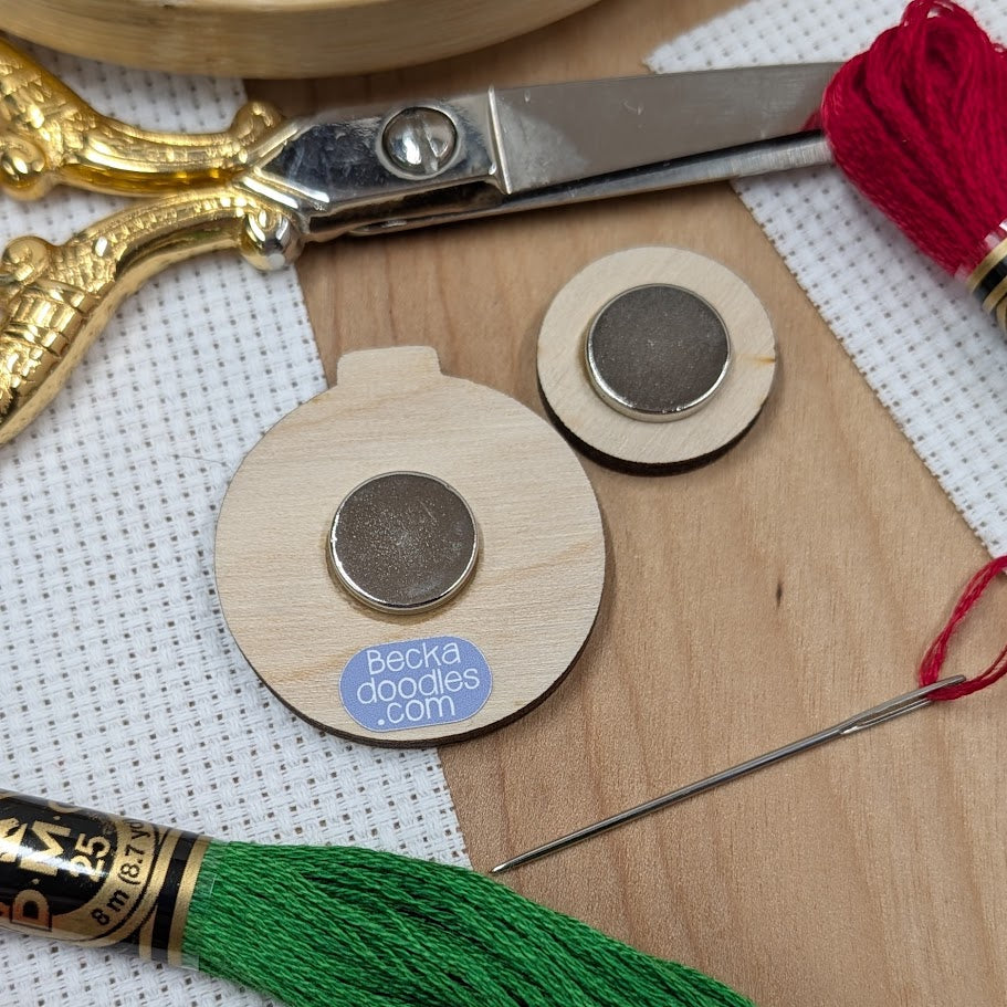 Gingerbread House Needle Minder