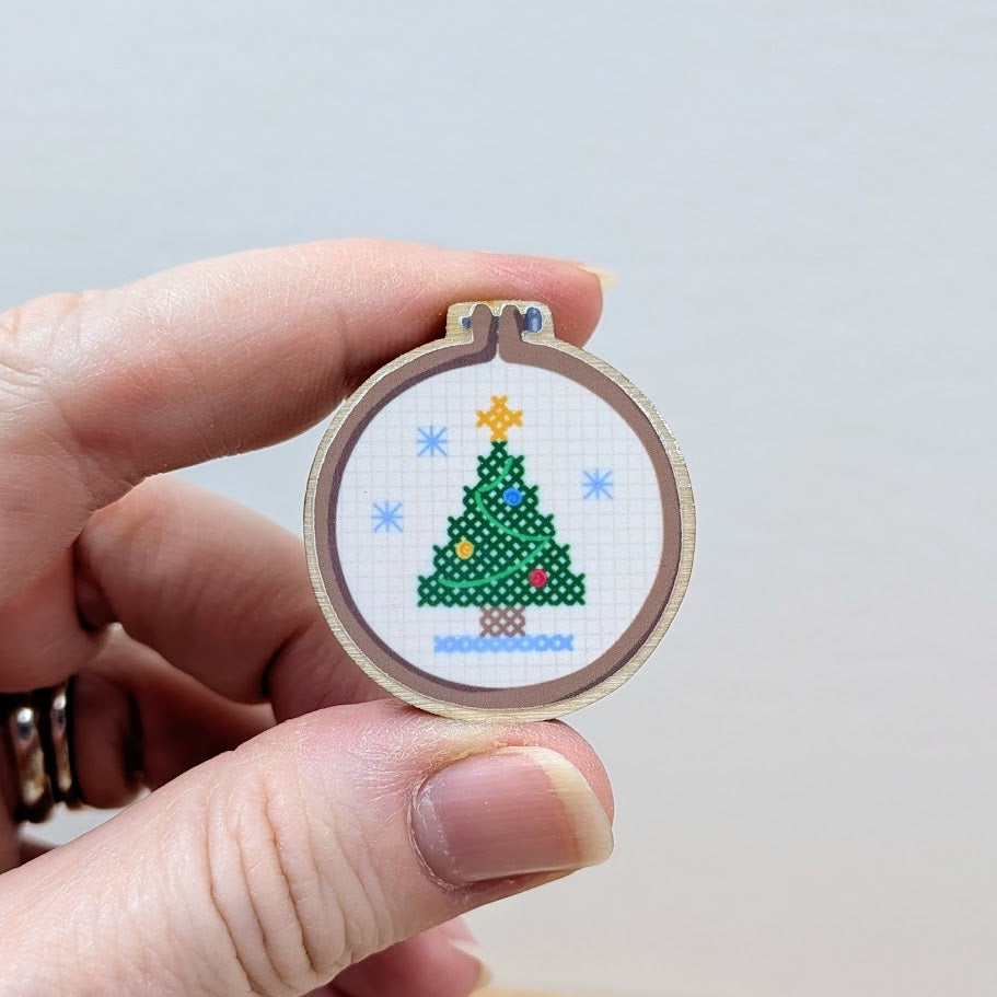 Stitched Christmas Tree Needle Minder