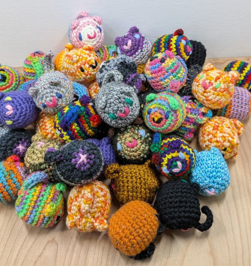 Crochet Cat Ball Toy