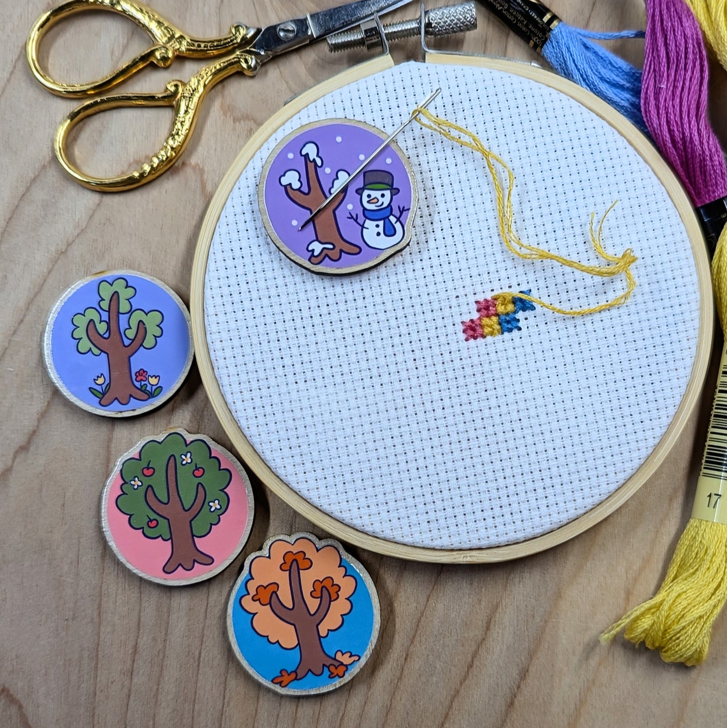 Four Seasons Needle Minder