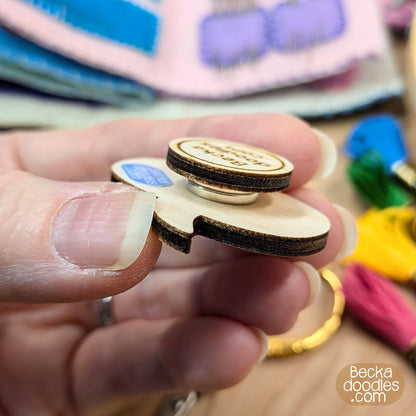 Shut Up! I'm F*ing Counting! Needle Minder