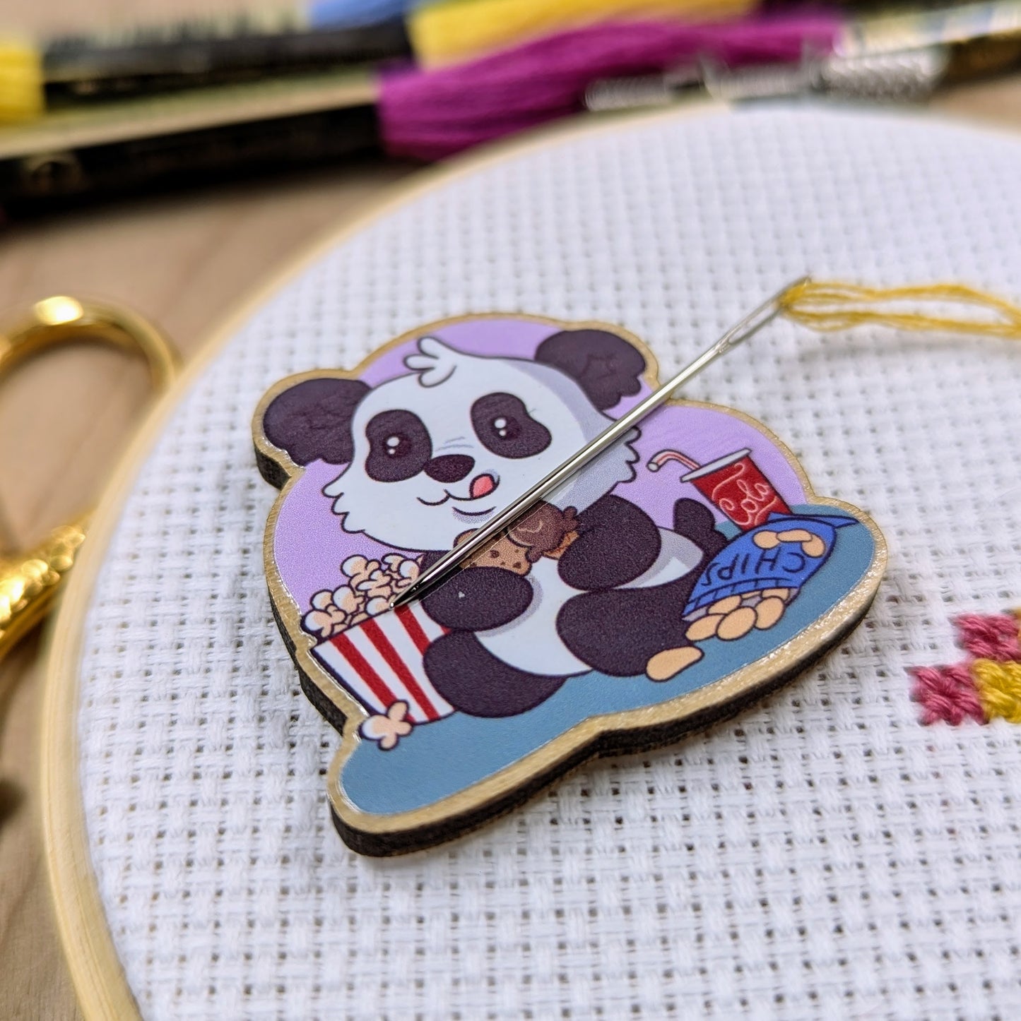 Snack Panda Needle Minder
